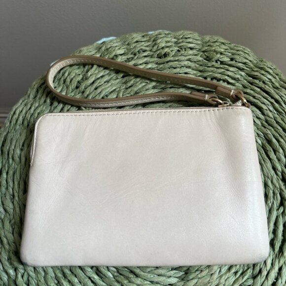 COACH Small Wristlet Wallet - Picture 10 of 11